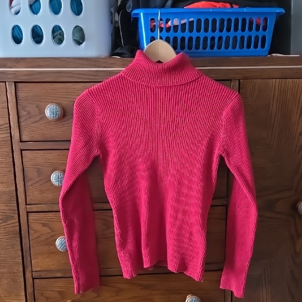 BASIC EDITION ribbed red turtleneck with metallic thread detail. SZ Large